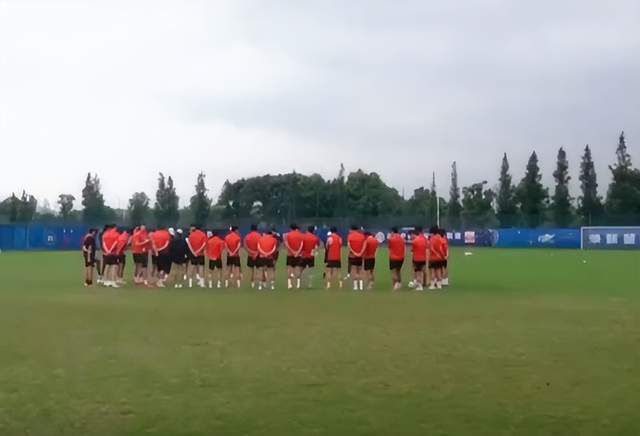 亚洲国产韩国一区二区